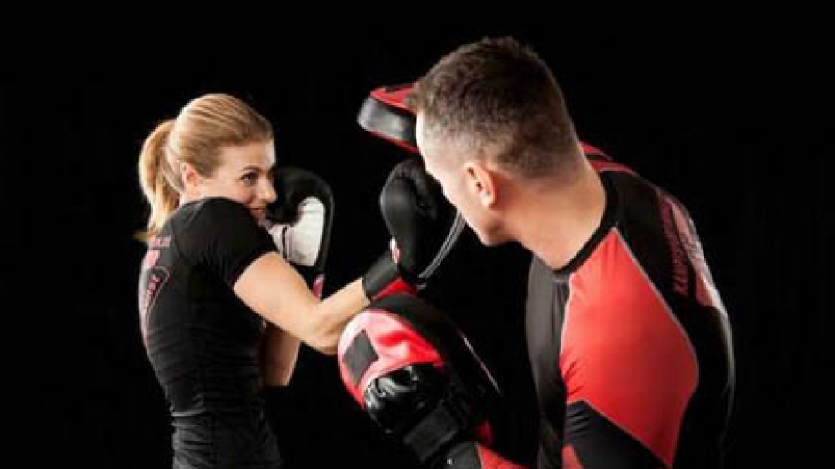 Cameri, corso di autodifesa dedicato alle ragazze